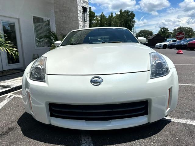 Photo of 2007 WHITE Nissan 350Z