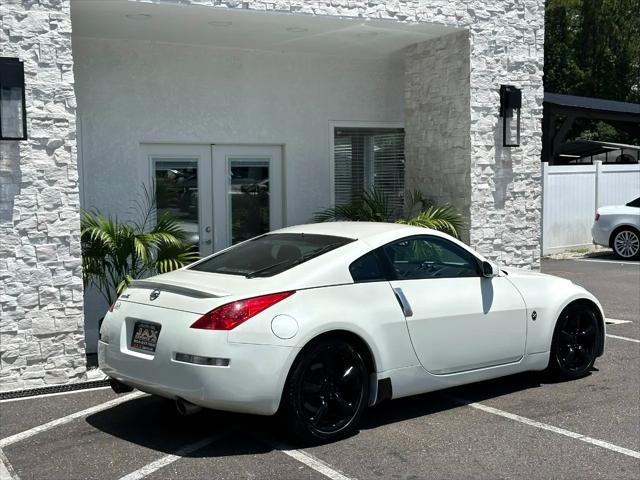 Photo of 2007 WHITE Nissan 350Z