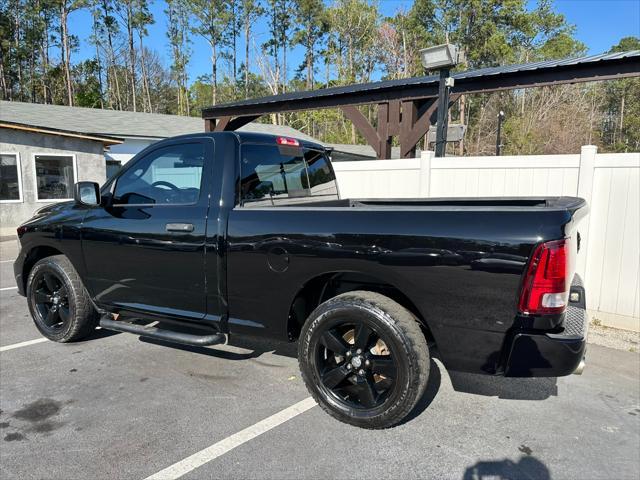 Photo of 2013 Black RAM 1500