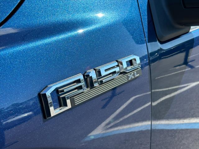 Photo of 2019 Dark Blue Ford F-150