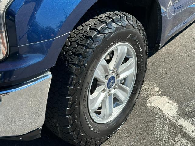 Photo of 2019 Dark Blue Ford F-150