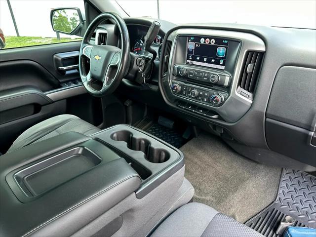 Photo of 2015 Silver Chevrolet Silverado 1500