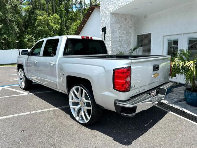 Photo of 2015 Silver Chevrolet Silverado 1500