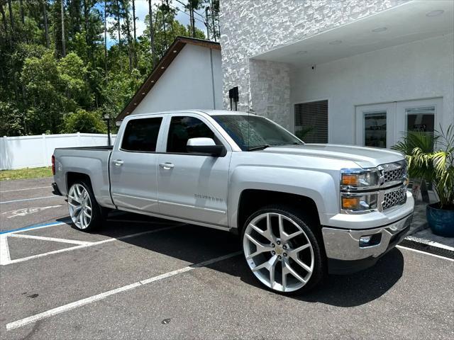 Photo of 2015 Silver Chevrolet Silverado 1500