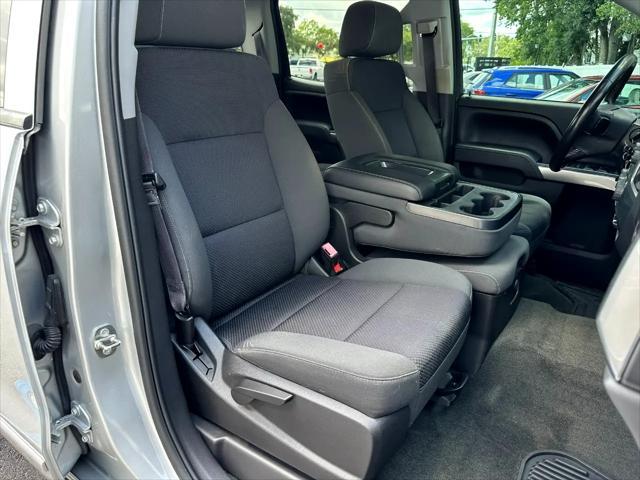 Photo of 2015 Silver Chevrolet Silverado 1500