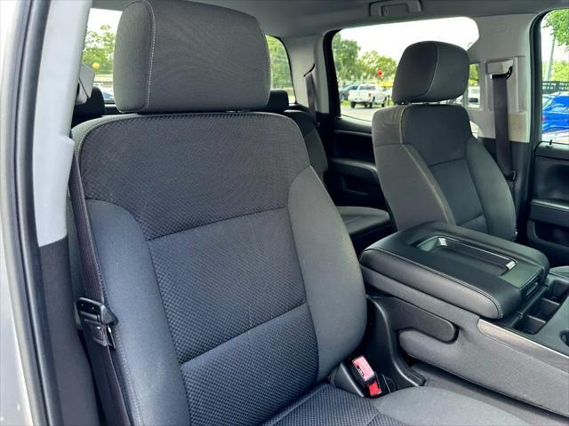 Photo of 2015 Silver Chevrolet Silverado 1500