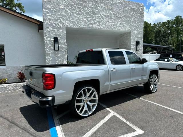 Photo of 2015 Silver Chevrolet Silverado 1500