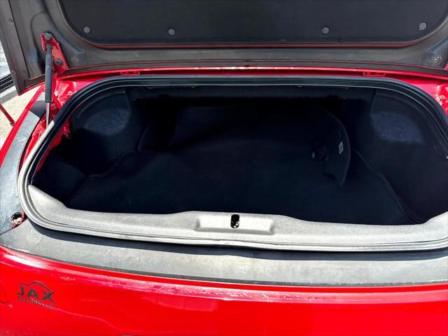 Photo of 2006 Red Nissan 350Z