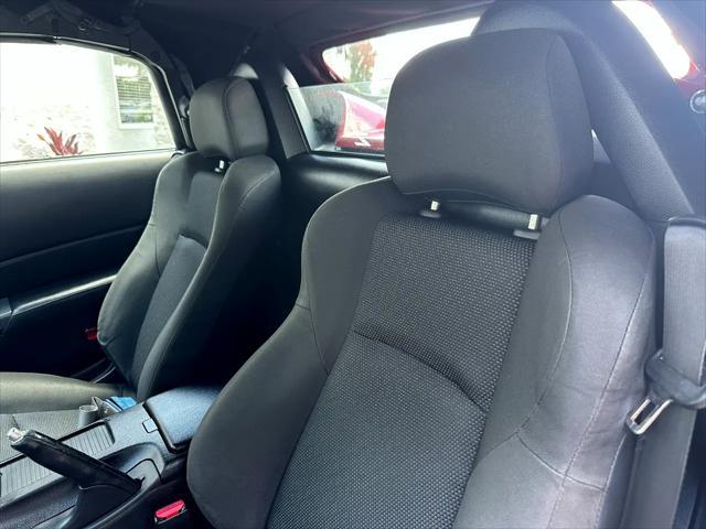 Photo of 2006 Red Nissan 350Z