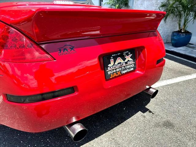 Photo of 2006 Red Nissan 350Z