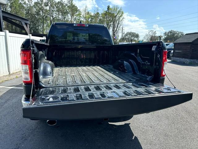Photo of 2021 Black RAM 1500