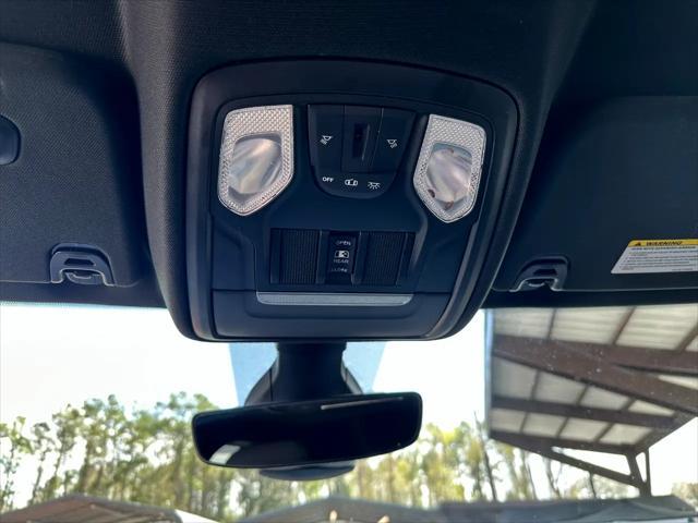 Photo of 2021 Black RAM 1500