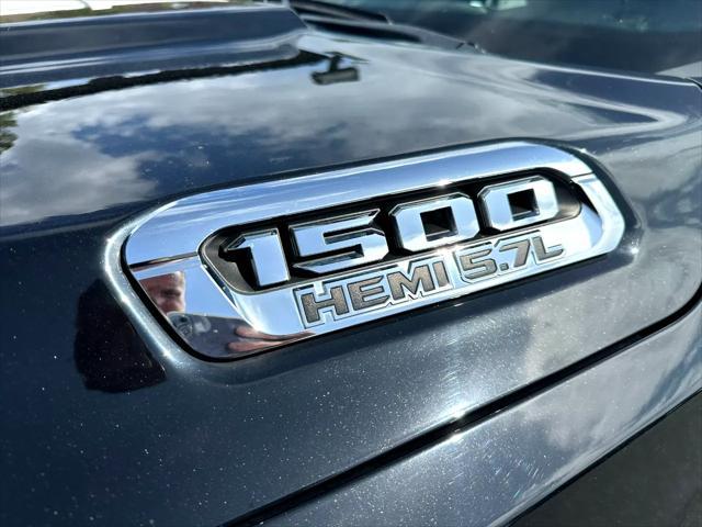 Photo of 2021 Black RAM 1500