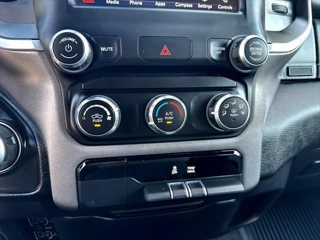 Photo of 2021 Black RAM 1500