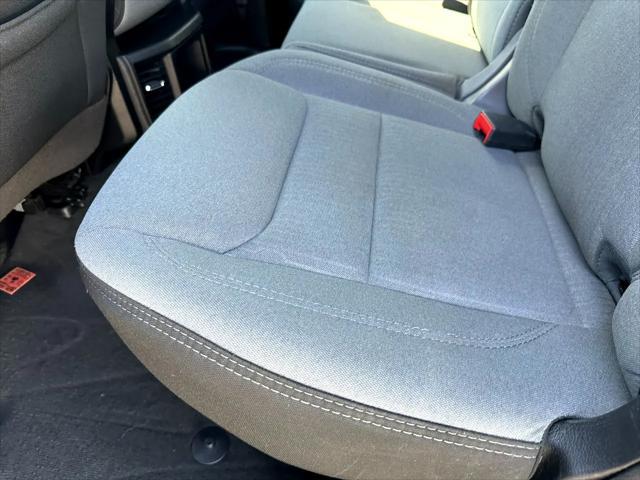 Photo of 2021 Black RAM 1500