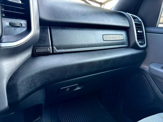 Photo of 2021 Black RAM 1500