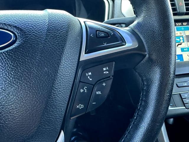 Photo of 2017 Blue Ford Fusion