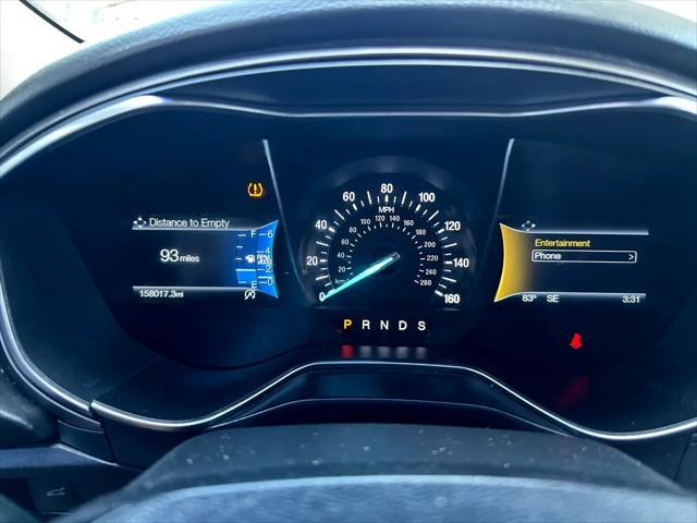 Photo of 2017 Blue Ford Fusion