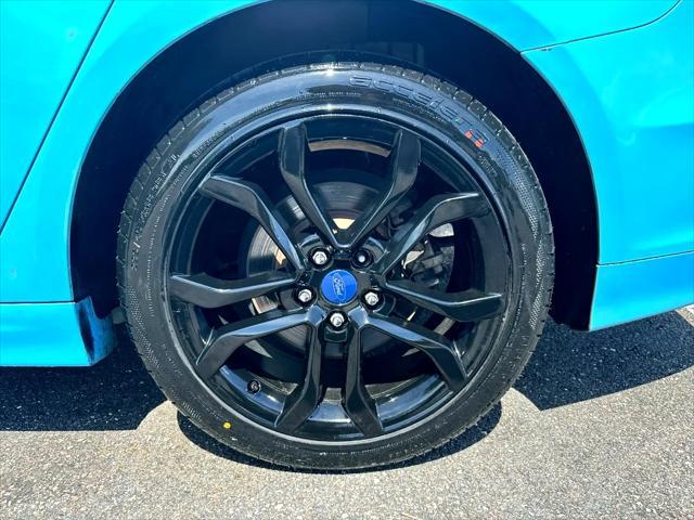 Photo of 2017 Blue Ford Fusion