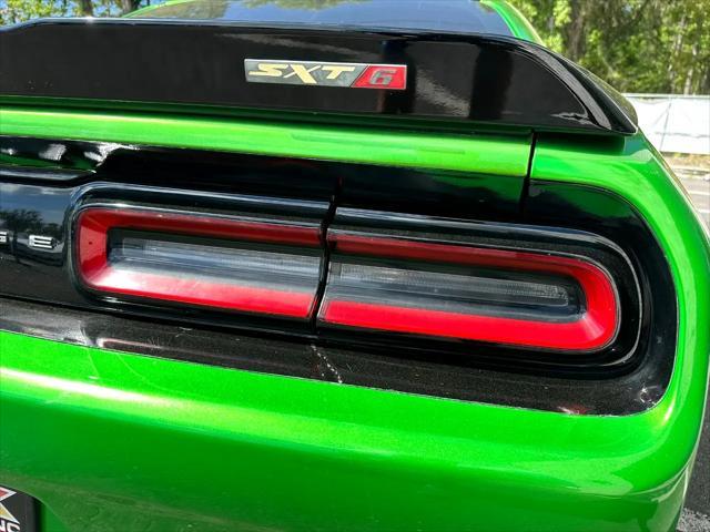 Photo of 2016 Green Dodge Challenger