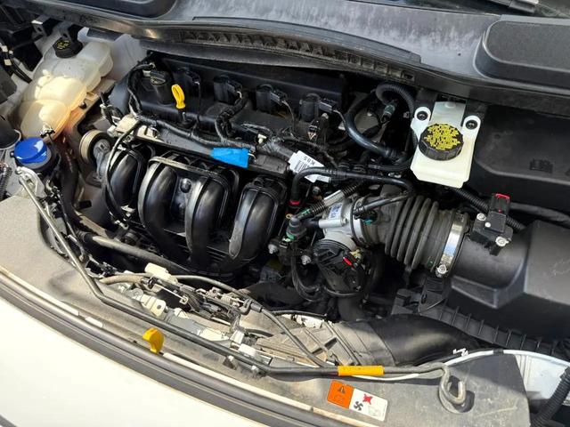 Photo of 2016 White Ford Transit Connect