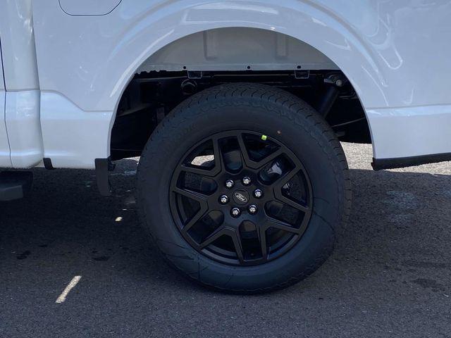 Photo of 2025 Oxford White Ford F-150
