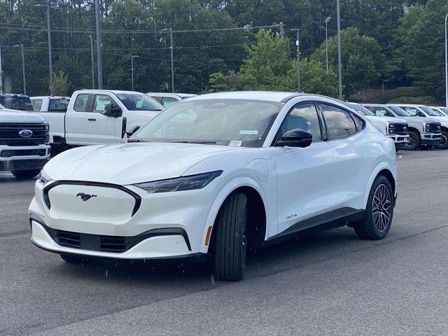 Photo of 2025 White Metallic Ford Mustang Mach-E