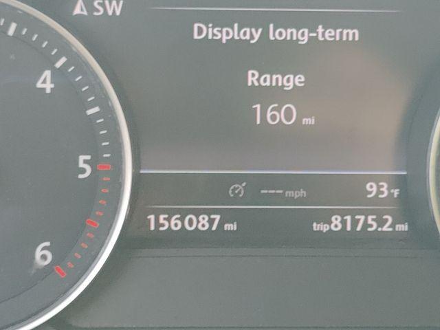 Photo of 2012 Gray Volkswagen Touareg