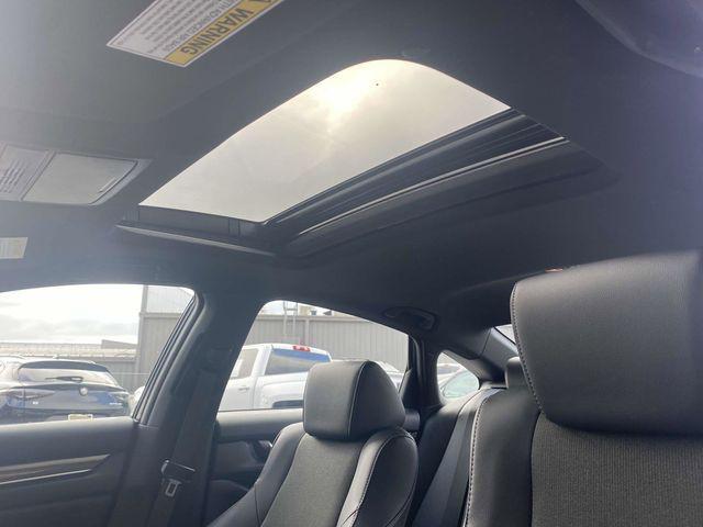 Photo of 2021 Crystal Black Pearl Honda Accord