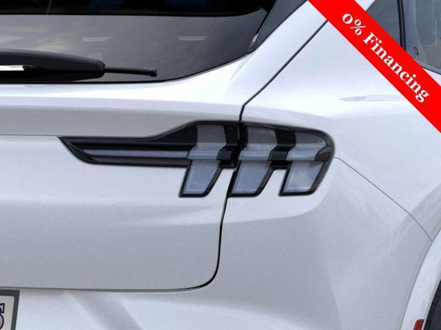Photo of 2025 Star White Metallic Tri-Coat Ford Mustang Mach-E