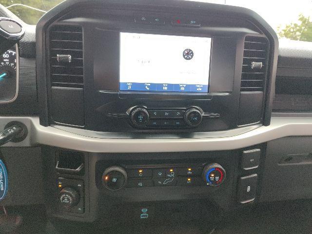 Photo of 2022 Oxford White Ford F-150