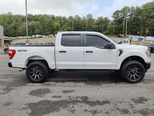 Photo of 2022 Oxford White Ford F-150