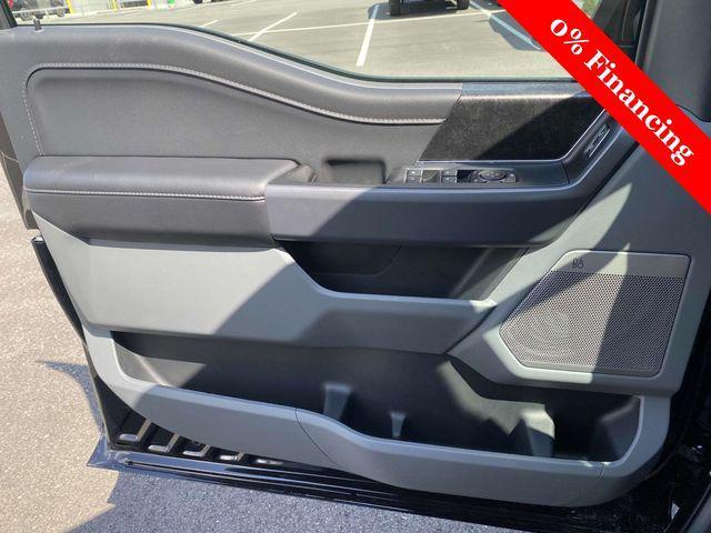 Photo of 2025 Agate Black Metallic Ford F-150 Lightning