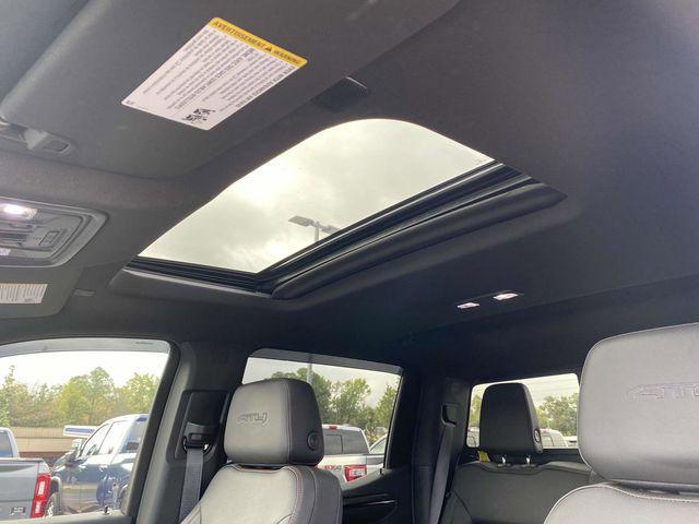 Photo of 2022 Onyx Black GMC Sierra 1500