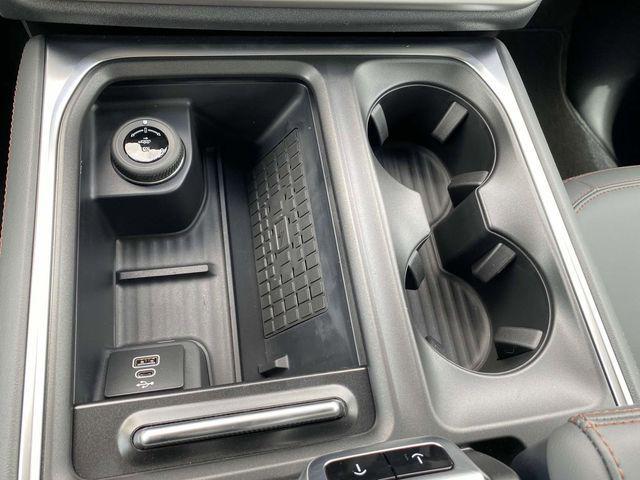 Photo of 2025 Agate Black Metallic Ford Expedition