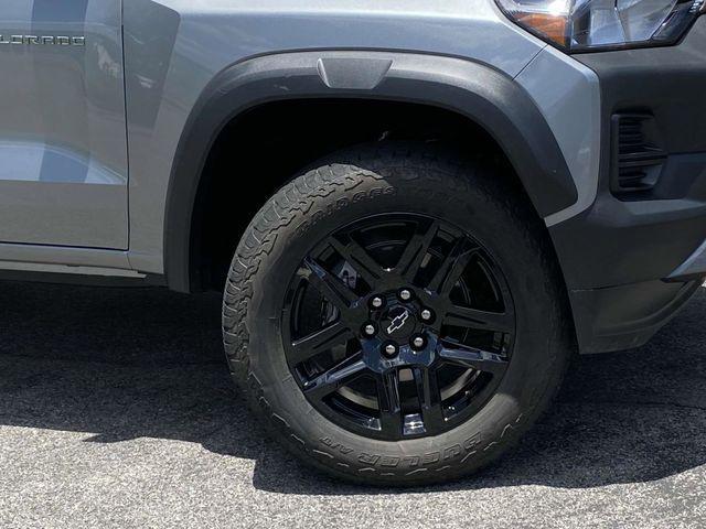 Photo of 2024 Sterling Gray Metallic Chevrolet Colorado