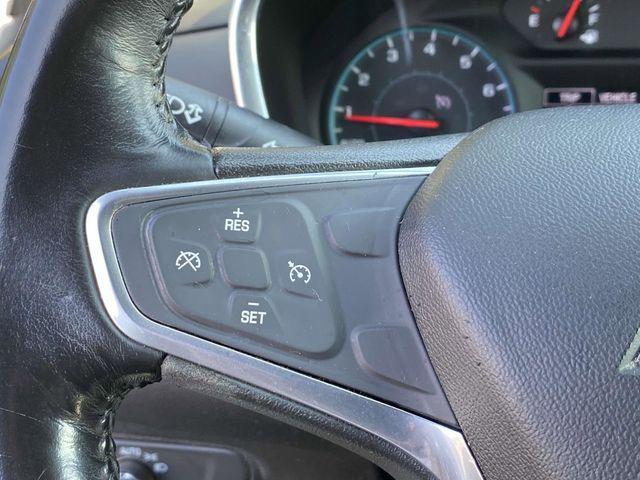 Photo of 2018 Summit White Chevrolet Equinox