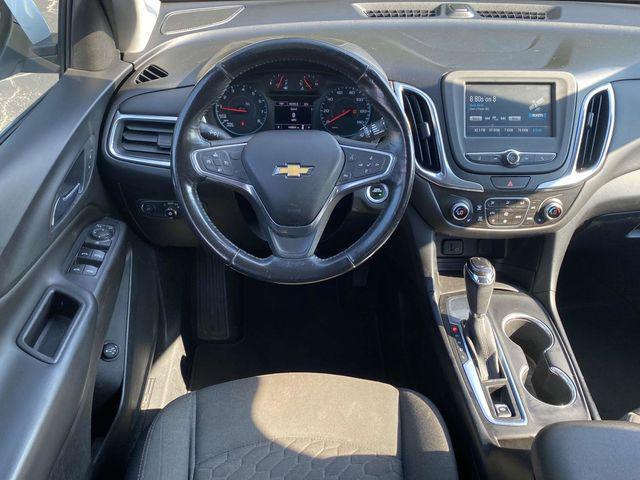 Photo of 2018 Summit White Chevrolet Equinox