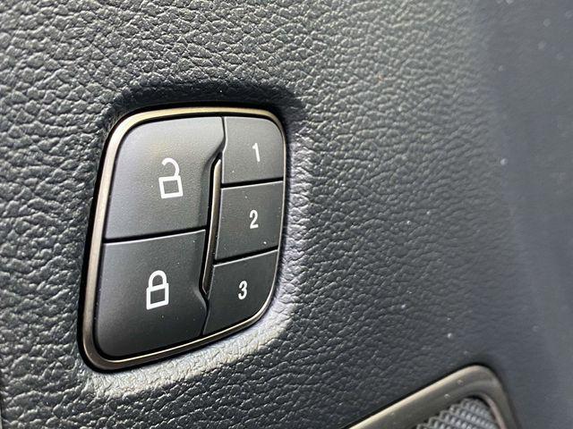 Photo of 2020 Agate Black Metallic Ford F-150