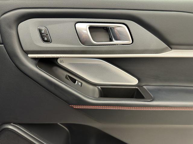 Photo of 2025 Red Metallic Ford Explorer