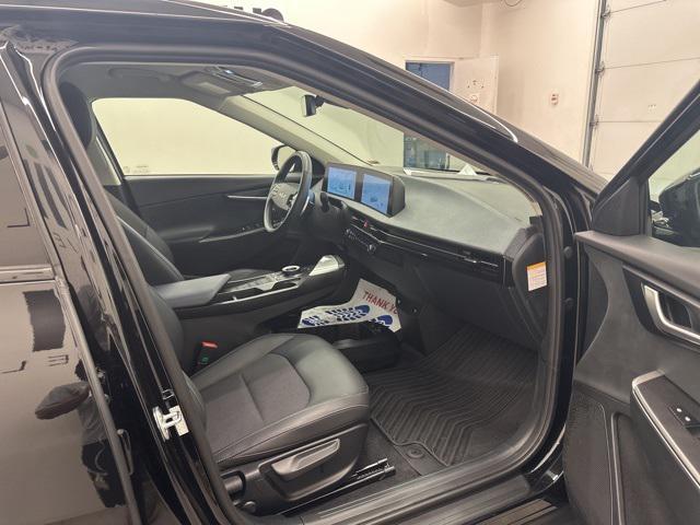 Photo of 2024 Aurora Black Pearl Kia EV6