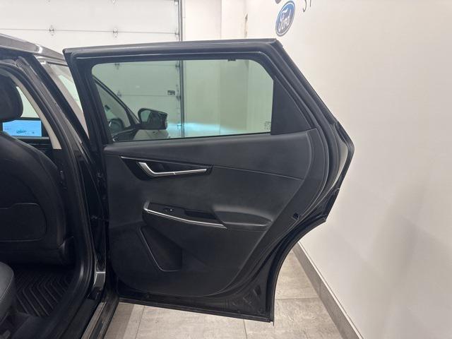 Photo of 2024 Aurora Black Pearl Kia EV6