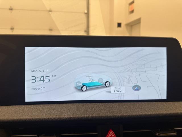 Photo of 2024 Aurora Black Pearl Kia EV6