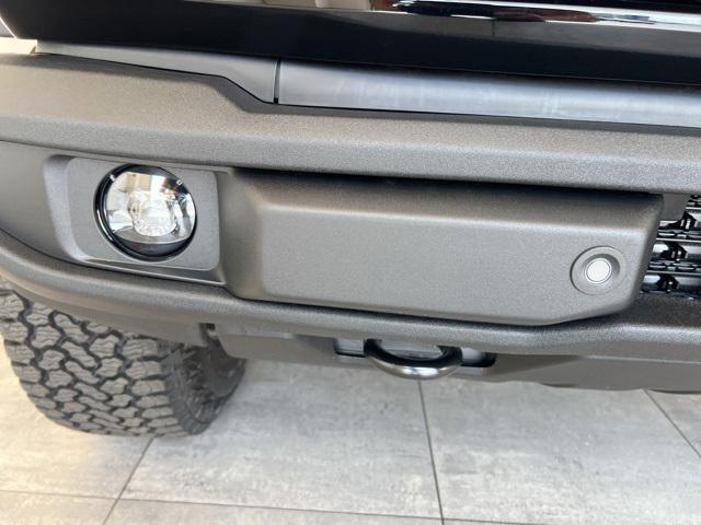 Photo of 2025 Shadow Black Ford Bronco