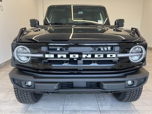 Photo of 2025 Shadow Black Ford Bronco