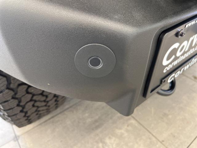 Photo of 2025 Shadow Black Ford Bronco