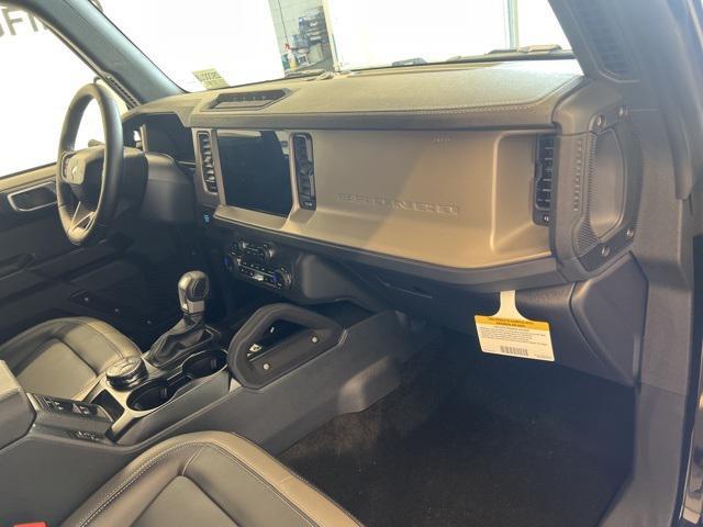 Photo of 2025 Shadow Black Ford Bronco