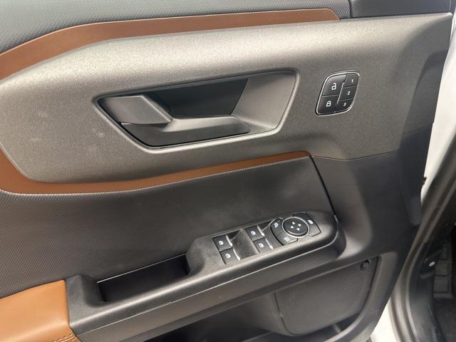 Photo of 2025 Oxford White Ford Bronco Sport