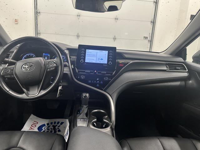 Photo of 2022 Predawn Gray Mica Toyota Camry