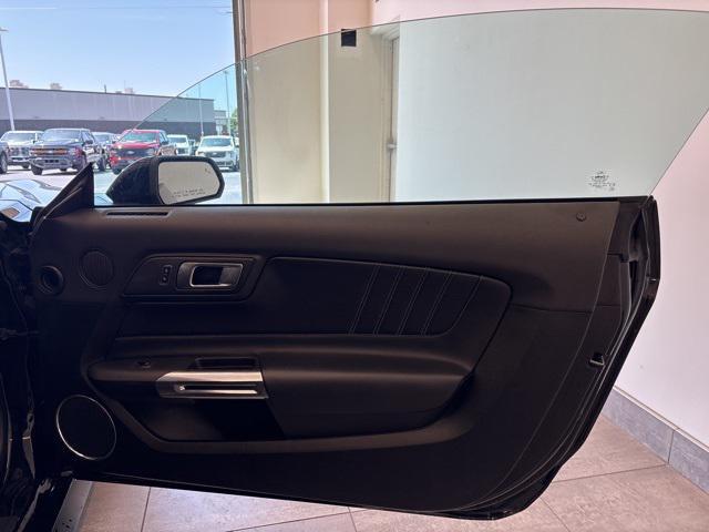 Photo of 2023 Shadow Black Ford Mustang